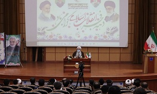 «انقلاب اسلامی»؛ خاطره بزرگی که از تاریخ ملت ایران محو نمی‌شود