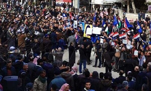 برگزاری تظاهرات ضدآمریکایی در شمال سوریه