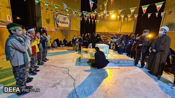جشن پیروزی انقلاب اسلامی در یادمان شهدای گمنام قم+تصاویر