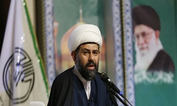 پرداختن به مسائل خرد سیاسی و اجتماعی منافاتی با آرمان مداحی ندارد