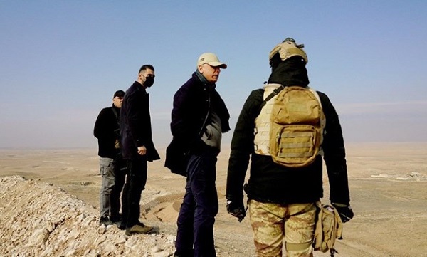 بازدید نخست وزیر عراق از مرز سوریه و تأکید بر تعقیب تروریست‌های داعش