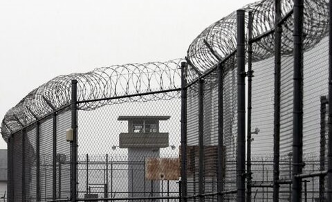 تاثیر کرونا بر افزایش مرگ و میر زندانیان در آمریکا