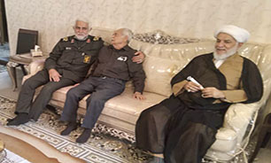 ترویج فرهنگ شهادت نباید در جامعه کمرنگ شود