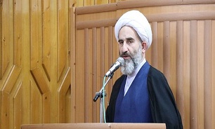 پویش ۸۰۰۰ لباس نو به یاد ۸۰۰۰ شهید گیلانی