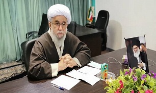 یکی از دستاورد‌های مهم انقلاب، ظهور دین در عرصه‌های مختلف بود