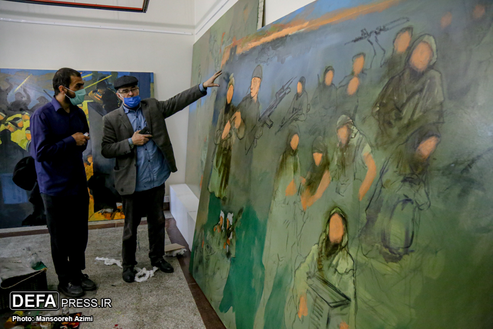 آماده‌سازی تابلوی۱۱۰ متری برای شهید سلیمانی/ رونمایی از تابلوی «در رثای سیمرغ تجلی» در محضر امام خامنه‌ای+ عکس