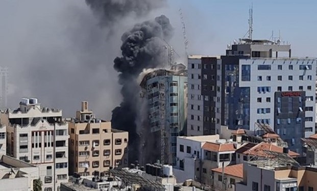 دفاتر رسانه‌های بین‌المللی در غزه با هدف پنهان ماندن جرایم رژیم صهیونیستی بمباران شد