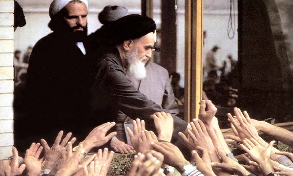 امام خمینی (ره) و مدیریت افکار عمومی در دوران جنگ