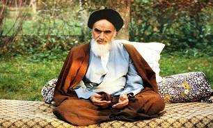 برگزاری مراسم سالگرد ارتحال امام خمینی (ره) در یادمان شهدای گمنام بوشهر