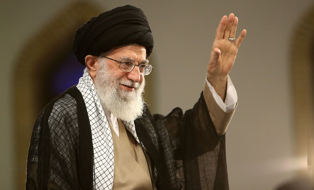 رستاخیز فرهنگ انقلابی با رهبری امام خامنه‌ای
