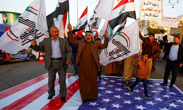 پول نفت عراق به جیب رژیم جنایت‌کار آمریکا ریخته می‌شود
