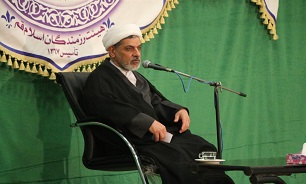 روح شهید سلیمانی از عدم شرکت در انتخابات ناراضی خواهد بود