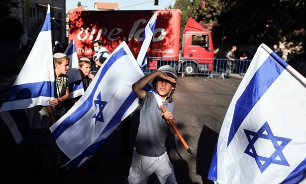 رام الله: راهپیمایی پرچم، بهترین تصویر از ذات اشغالگری اسرائیل را نشان داد