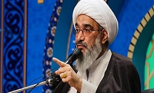بر همگان حضور در صحنه سرنوشت ساز انتخابات واجب است