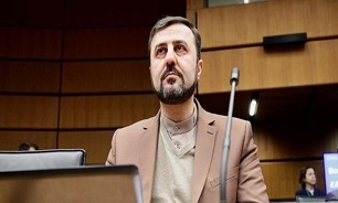توئیت غریب آبادی درباره شهادت سه افسر نیروی انتظامی در درگیری با قاچاقچیان مواد مخدر