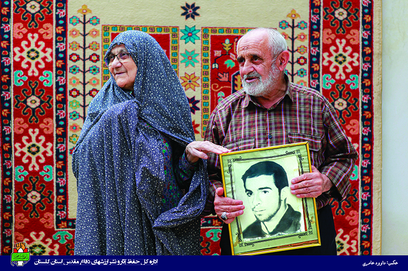 عکس / والدین شهدای استان گلستان (1)