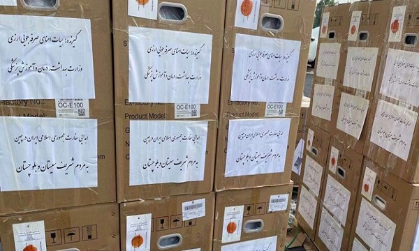 اهدای ۱۲۱ دستگاه اکسیژن ساز و ونتیلاتور از سوی سفارت ایران در پکن به مردم سیستان