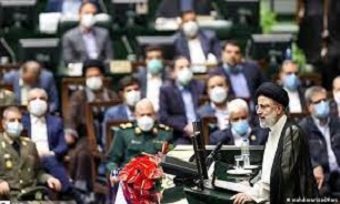 «دفاع مقدس»، منشوری برای عزت ایران در اختیار دولت جدید