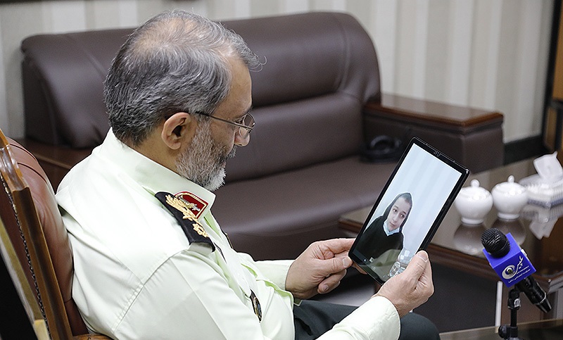 ماموران ناجا با روحیه انقلابی و جهادی در مقابل دشمنان ایستاده‌اند