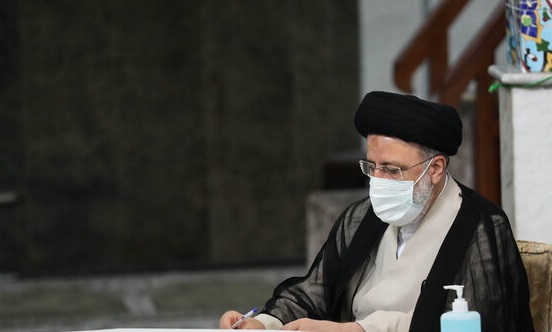 تسلیت حجت‌الاسلام رئیسی در پی درگذشت رئیس بنیاد مسکن انقلاب اسلامی