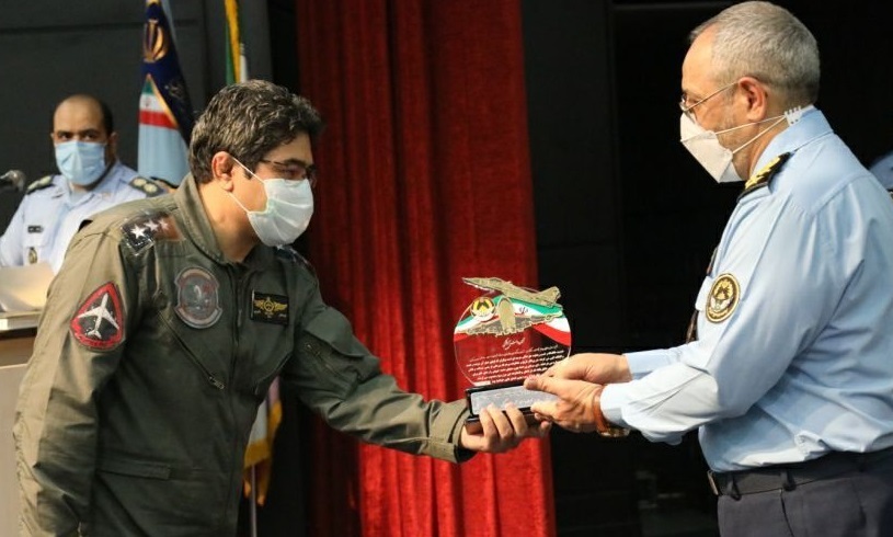مراسم دانش آموختگی خلبانان و کروی پروازی پایگاه هوایی شهید لشکری برگزار شد
