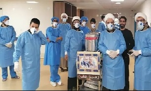 حضور فعال طلاب گروه جهادی «رشد» در بیمارستان‌های کرونایی قم