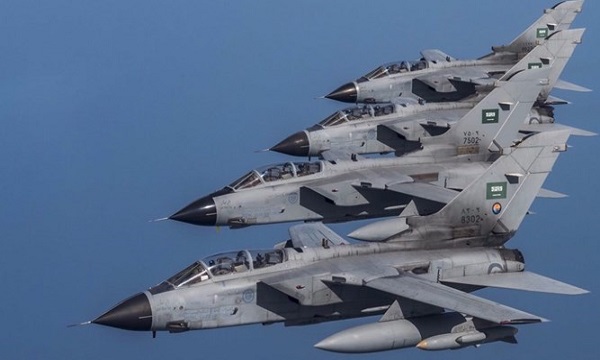 جنگنده‌های ائتلاف جنایتکار سعودی ۳۹ مرتبه، مأرب را بمباران کردند