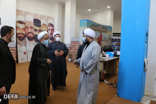 بازدید حجت الاسلام «مصلحی» از دفتر نشر ارزش‌های مشارکت روحانیت در دفاع مقدس در قم