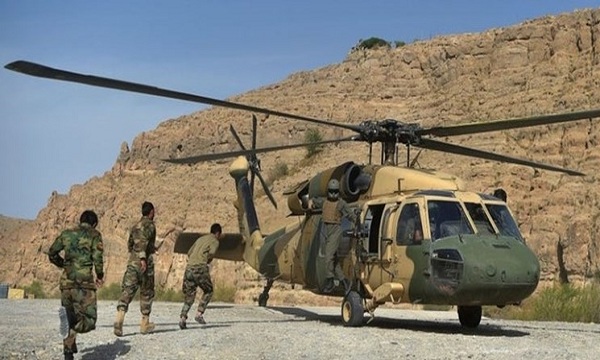 خلبانان فراری افغانستان، به پایگاه آمریکا در قطر منتقل می‌شوند