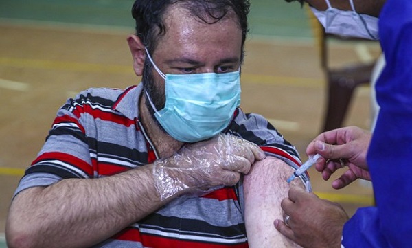 آغاز واکسیناسیون افراد بالای ۱۸ سال استان تهران از سه شنبه هفته آینده
