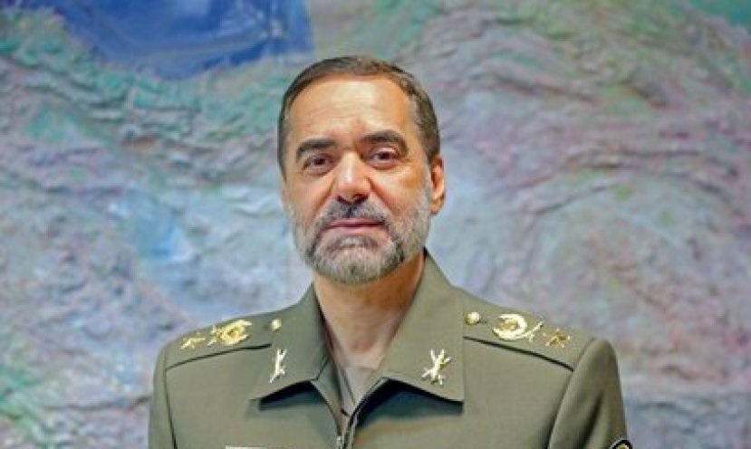 امیر سرتیپ ستاد دکتر «محمدرضا قرائی آشتیانی» به عنوان وزیر دفاع، پشتیبانی و نیروهای مسلح انتخاب شد.
