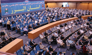 آئین تجلیل و تکریم پیشکسوتان دفاع مقدس استان البرز برگزار شد