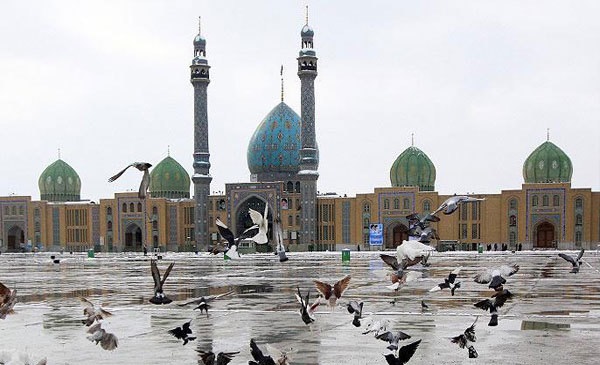 برپایی آئین جاماندگان اربعین در صحن جامع «حضرت مهدی (عج)»