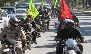برگزاری رژه موتور‌سواری به مناسبت هفته دفاع مقدس در روستای کلل