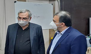 وزیر بهداشت از مرکز واکسیناسیون هیات ابوالفضل العباس (ع) اهواز بازدید کرد