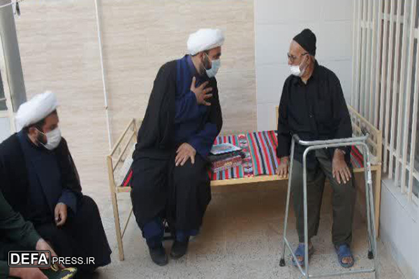 دیدار مسئول سازمان بسیج طلاب یزد با خانواده شهید «محمدرضا زمانی» دیدار مسئول سازمان بسیج طلاب یزد با خانواده شهید «محمدرضا زمانی»