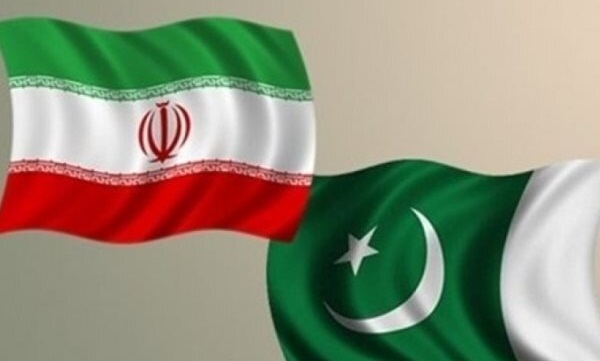 وارونه قرارگرفتن پرچم ایران در دیدار باقری و «محمود» اتفاقی بود