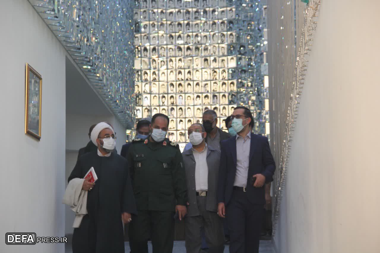 گالری «توحید» مرکز فرهنگی و موزه دفاع مقدس استان یزد افتتاح شد