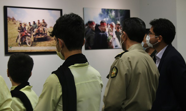 افتتاح نمایشگاه عکس و پوستر دفاع مقدس در بجنورد