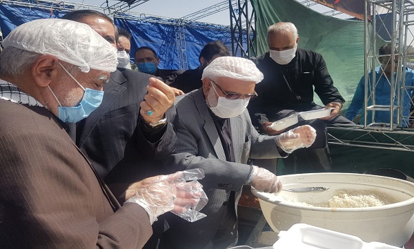 توزیع بیش از ۲۶ میلیون پرس غذای گرم بین نیازمندان در طرح اطعام و احسان حسینی