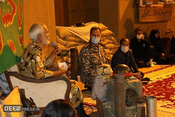 حضور پیشکسوت دفاع مقدس ارتش در یادمان شهدای گمنام قم+تصاویر