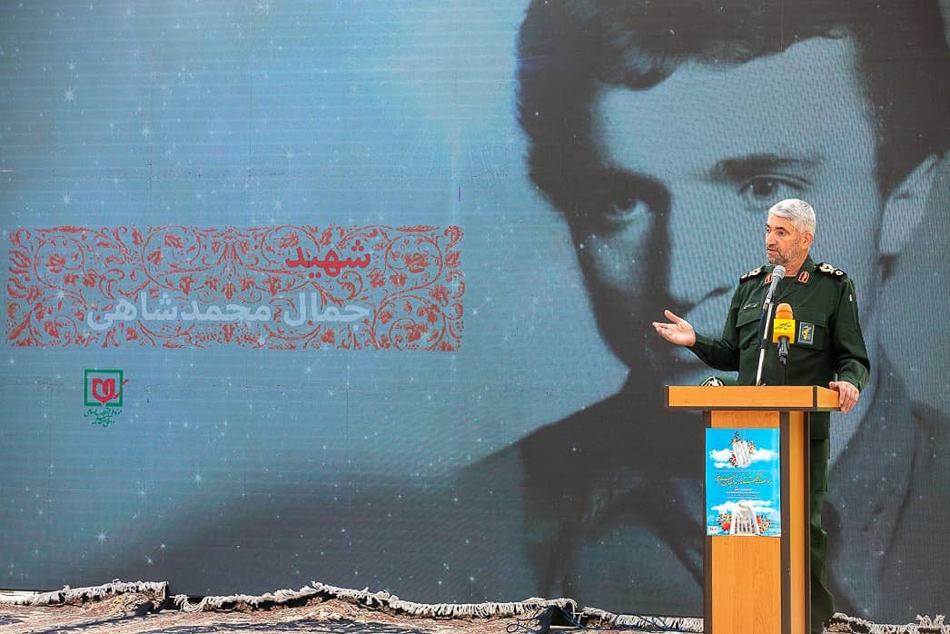 ایثار شهدا باعث استحکام پایه‌های انقلاب اسلامی است