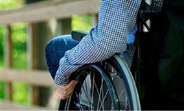 مدیریت شهری تهران باید توجه ویژه‌ای به معلولان داشته باشد