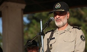 بازدید معاون اجرایی ارتش از پایگاه شهید عبدالکریمی