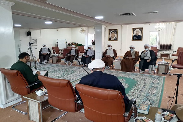 برگزاری جلسه شورای هماهنگی نشر آثار و ارزش‌های مشارکت روحانیت در دفاع مقدس کرمان