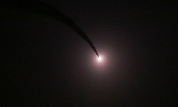 شنیده شدن صدای مهیب در «بادرود» / شلیک تمرینی سامانه‌های پدافندی در آسمان نطنز