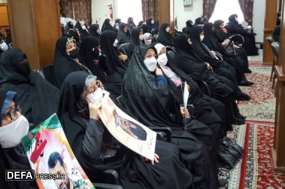 برگزاری اختتامیه همایش «خواهران شهدا پیام‌آوران حضرت زینب (س)» در مشهد+ تصاویر