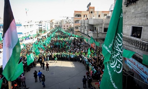 ده‌ها هزار نفر از اهالی غزه در سالروز تأسیس حماس به خیابان‌ها آمدند