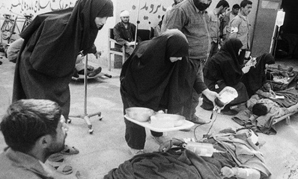 ماجرای با حجاب شدن ۱۵۰۰ پرستار جنگ و دیدارشان با امام (ره)