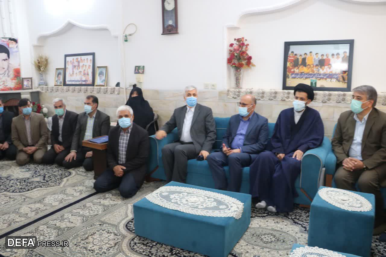 دیدار وزیر ورزش و جوانان با خانواده سردار شهید «زفاک» + تصاویر
